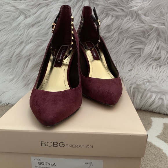 BCBGeneration Burgundy Heels - Picture 1 of 7